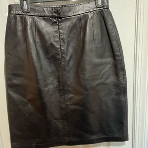 Black leather Carlisle skirt, size 8